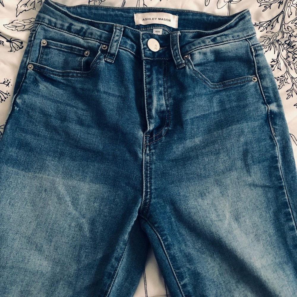 SKINNY JEANS